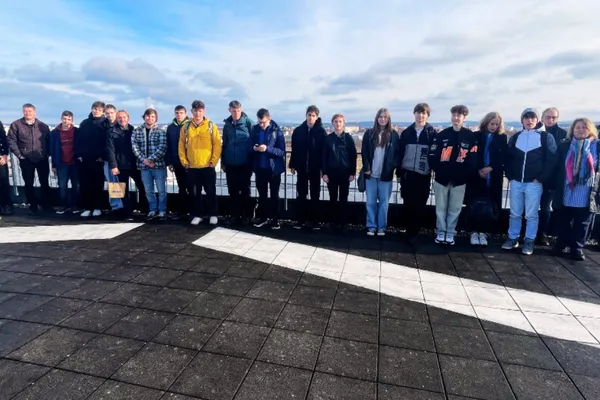 Educational excursion of DIPS IDEATHON participants: A day when technology and science came within students’ reach